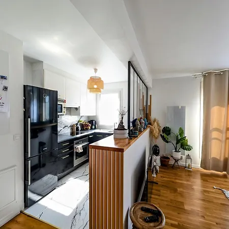 Lejlighed Chic And Comfortable Aparts With Parking *